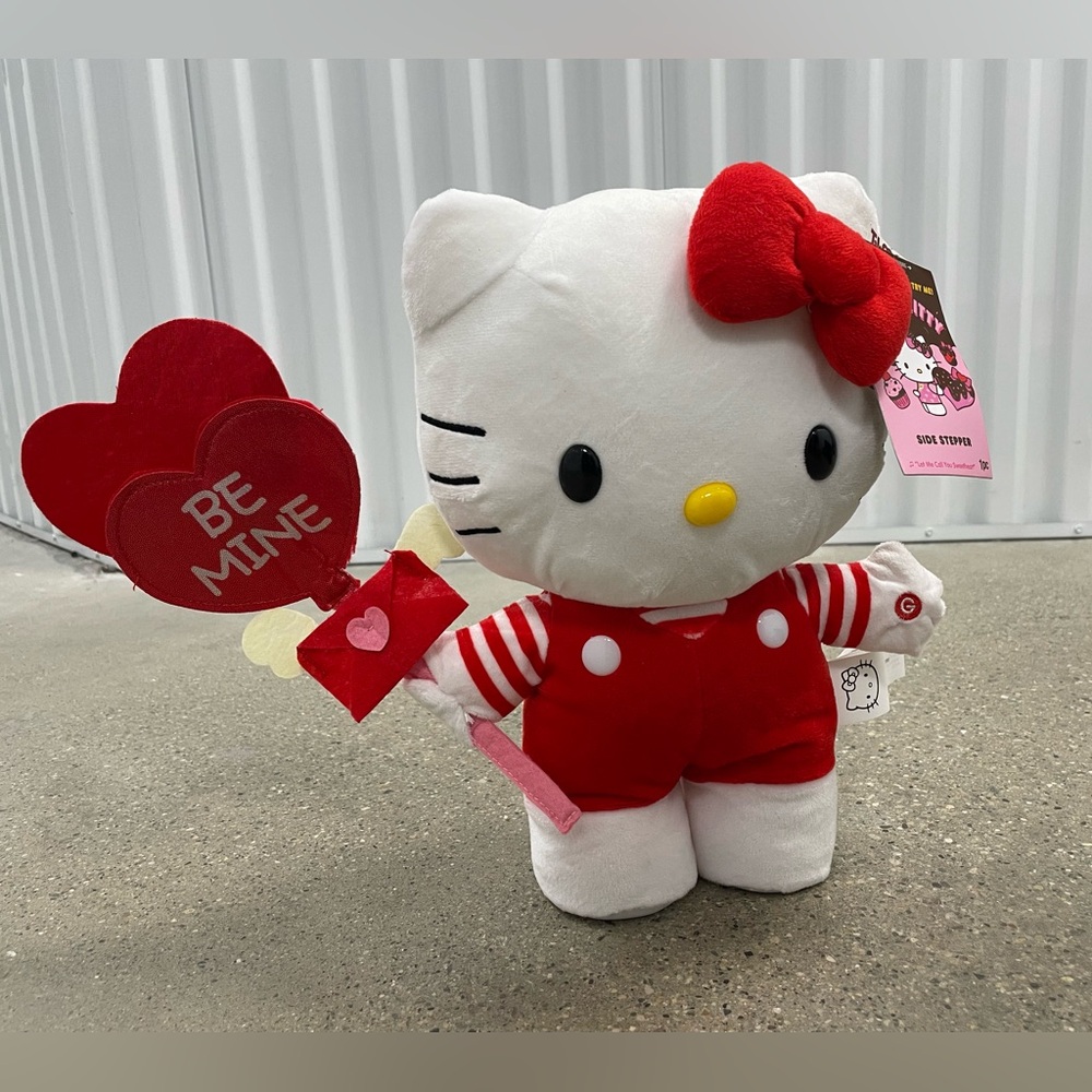 Limited Edition Hello Kitty Valentines Day Be Mine Animated Side Stepper Plush